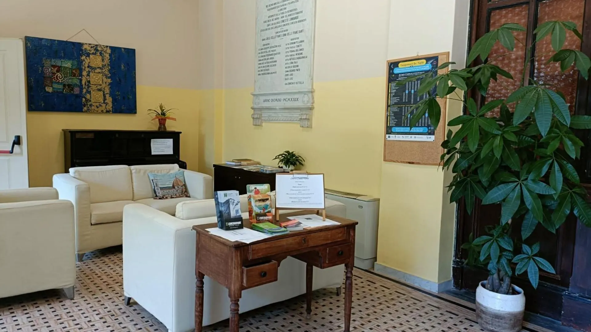 Sacro Cuore Hotel Marina di Massa 3*,